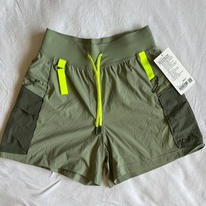 Lululemon Multi Pocket Cargo Hiking Short